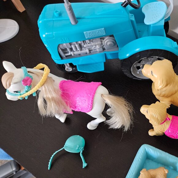 Barbie Animals, farm tractor, animal nursery, & accessories - Picture 3 of 5